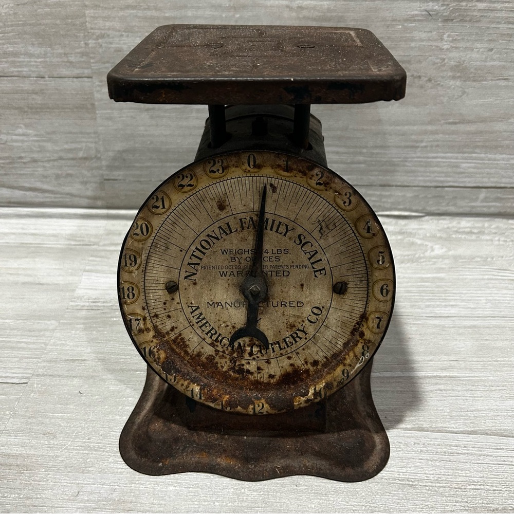 Antique National Family Scale